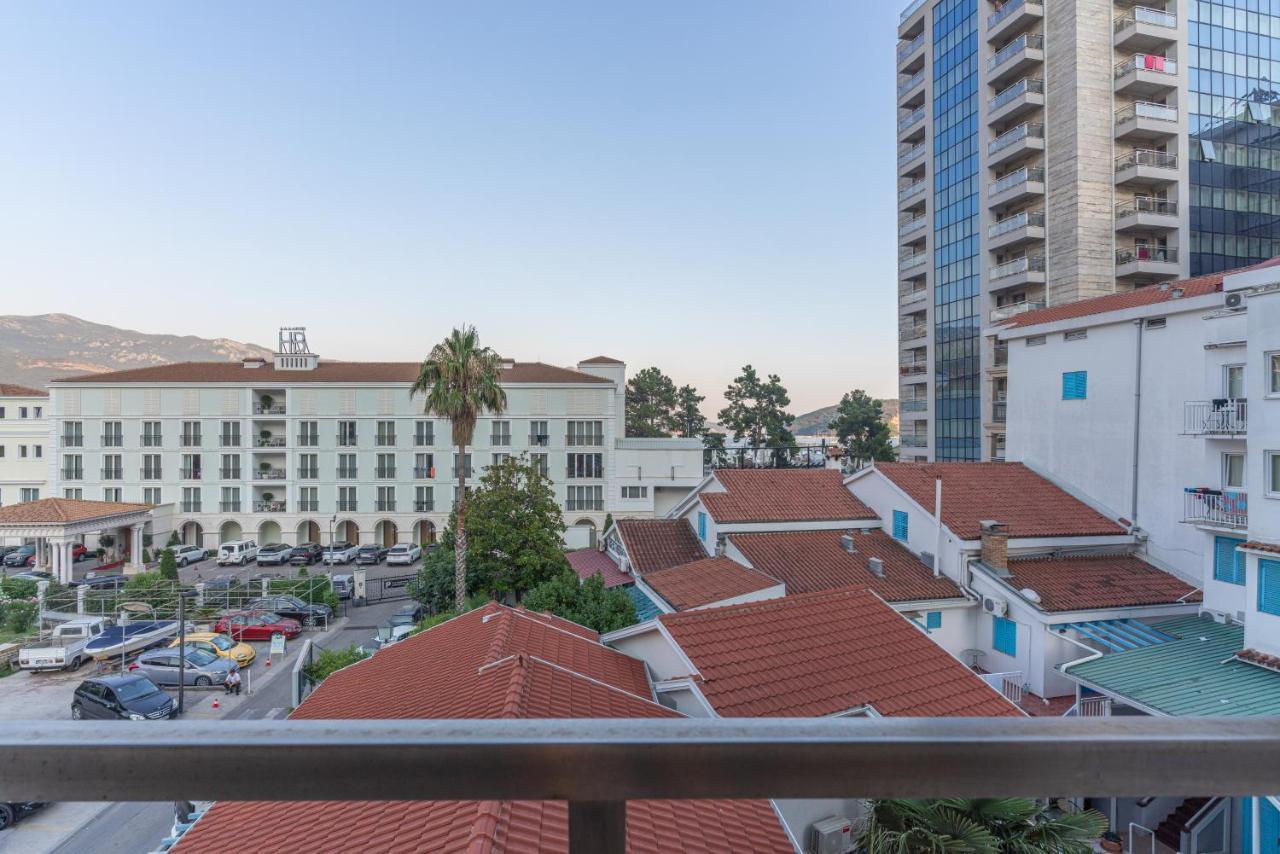 Fontana Mediteran Properties Будва Екстериор снимка