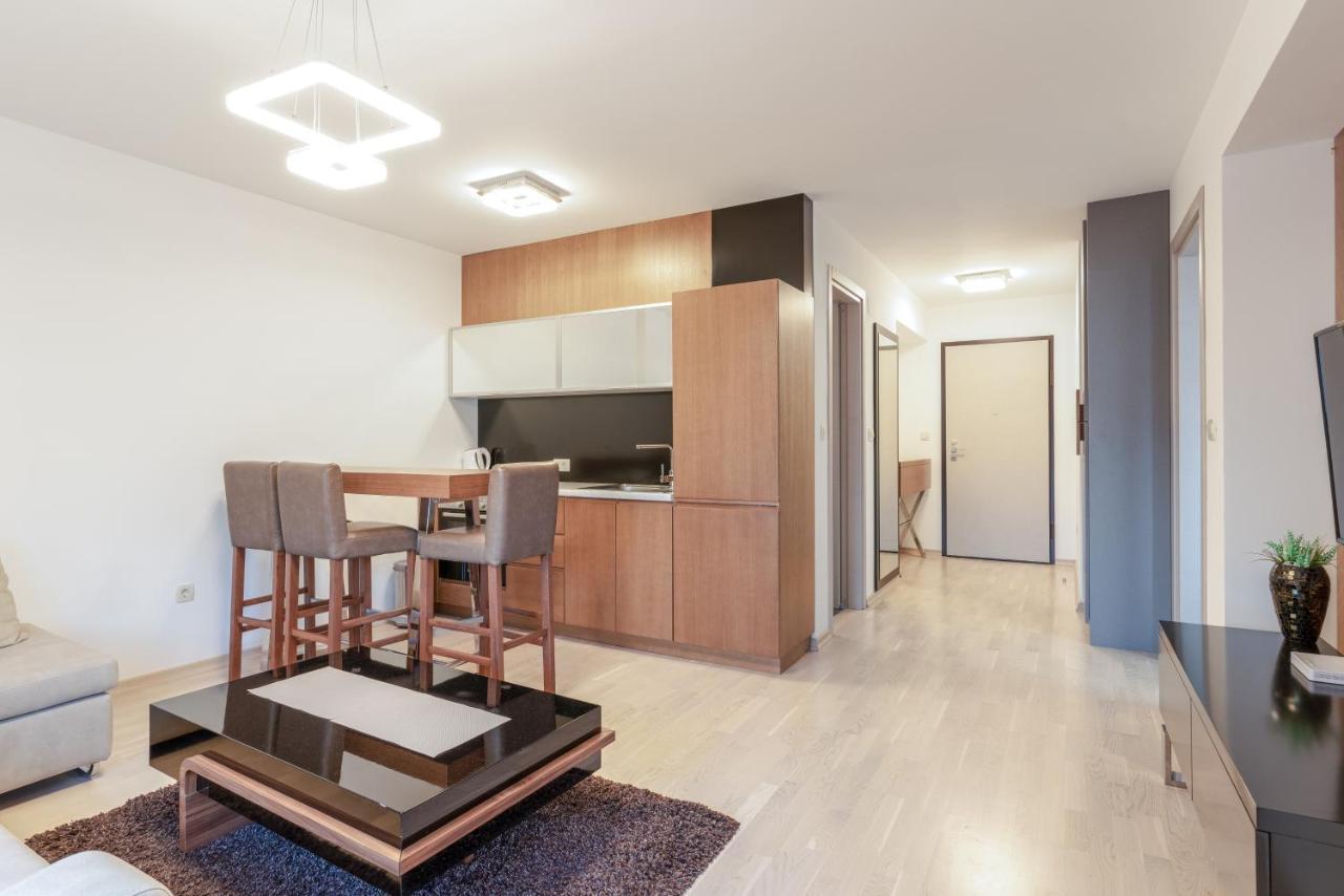 Fontana Mediteran Properties Будва Екстериор снимка