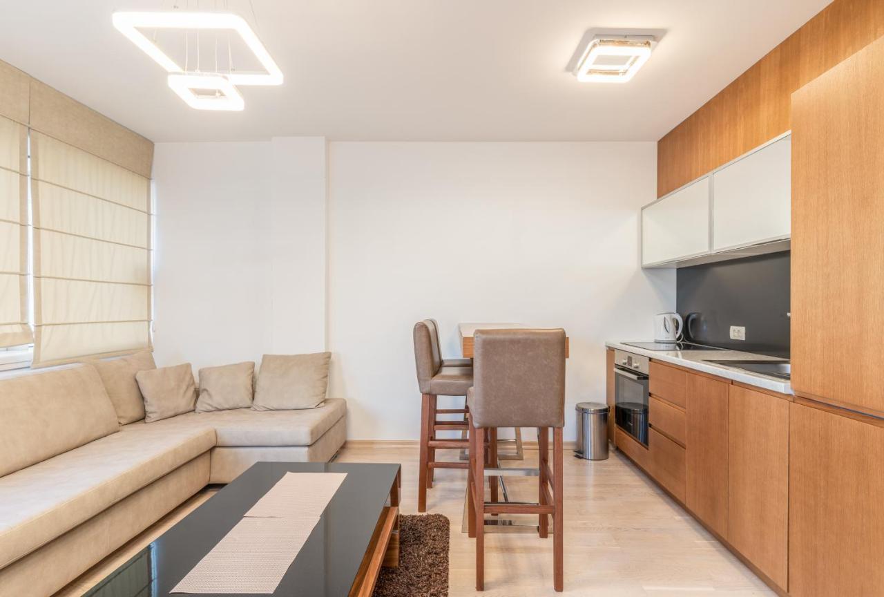 Fontana Mediteran Properties Будва Екстериор снимка
