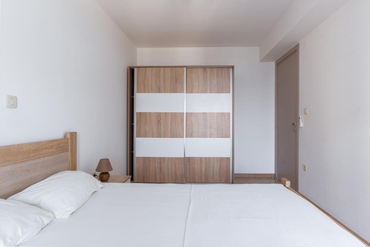 Fontana Mediteran Properties Будва Екстериор снимка