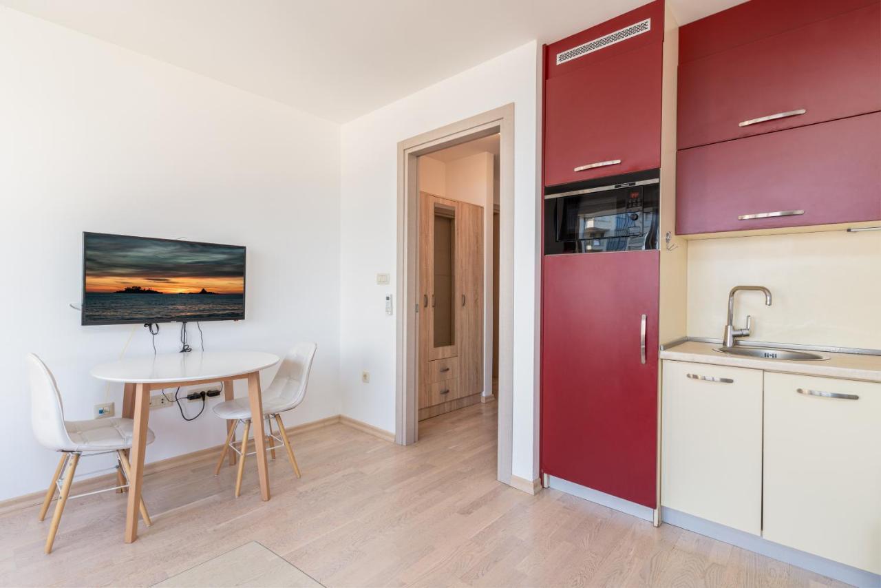 Fontana Mediteran Properties Будва Екстериор снимка