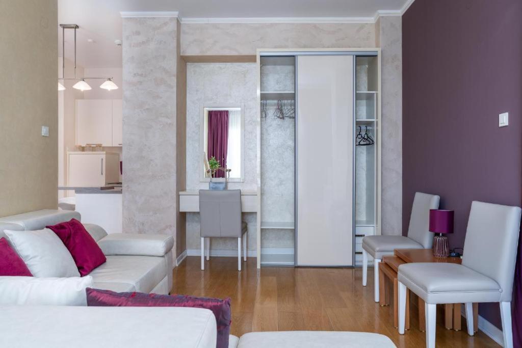 Fontana Mediteran Properties Будва Екстериор снимка