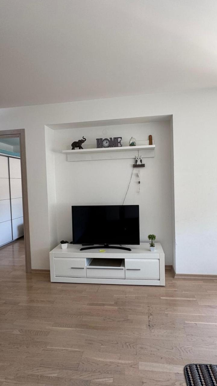 Fontana Mediteran Properties Будва Екстериор снимка